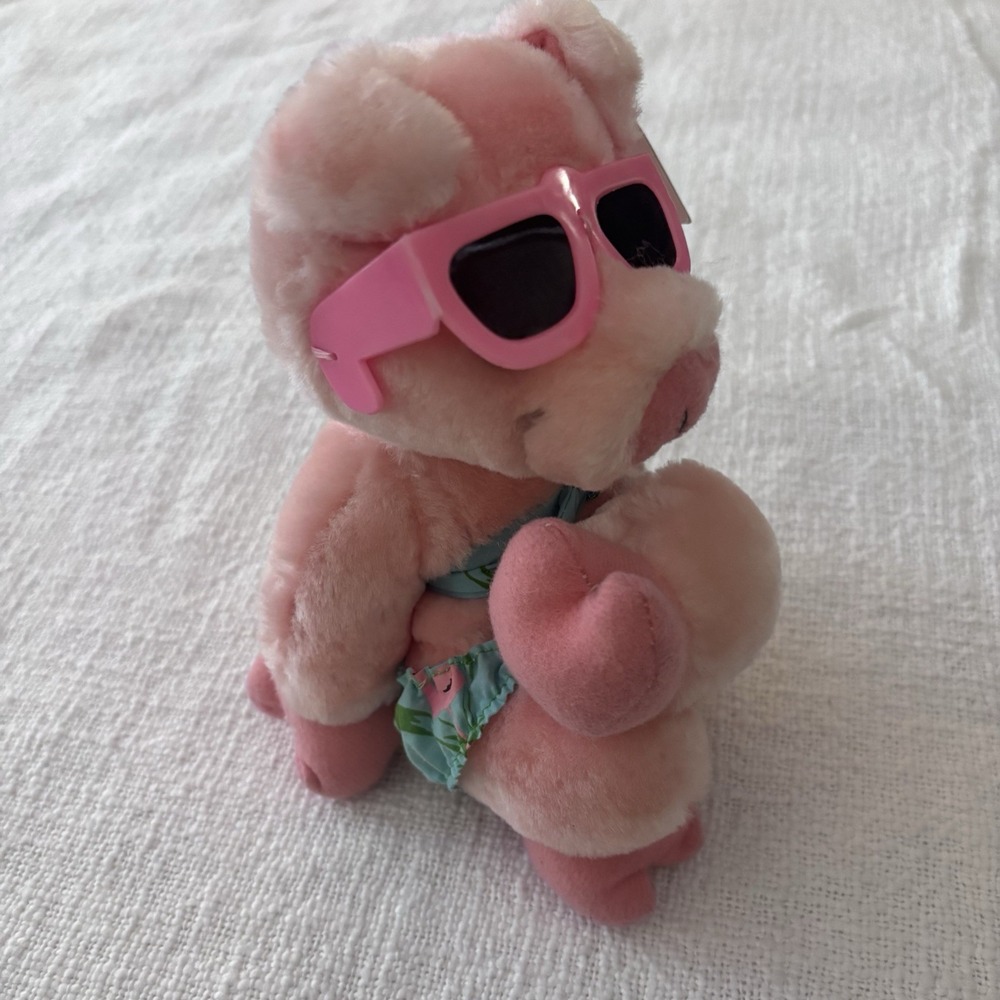 Vintage Bacon in the Sun Pig in Sunglasses Stuffed Toy by Dakin 1987 With Tags